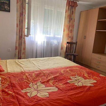 Cheerfull 2-Bedroom With Patio. Close To All Ameneties. Zagreb Luaran gambar