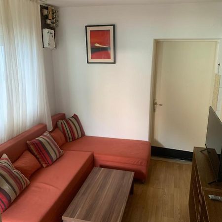 Cheerfull 2-Bedroom With Patio. Close To All Ameneties. Zagreb Luaran gambar